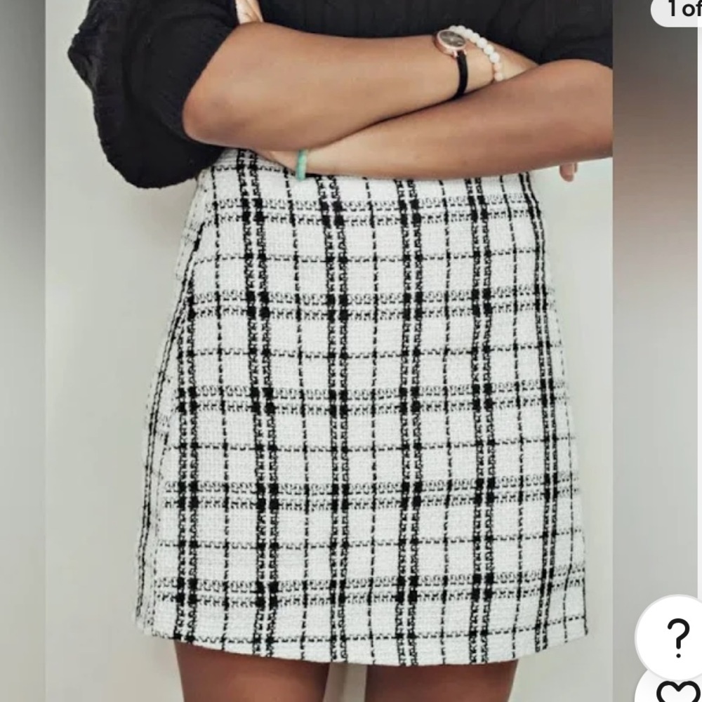 STORIA Lined Mini Skirt Black & White Houndstooth Plaid Side Zipper